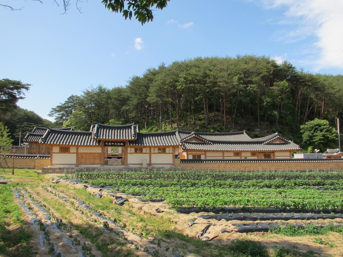 Ongye Jongtaek Hotel Andong Exterior photo