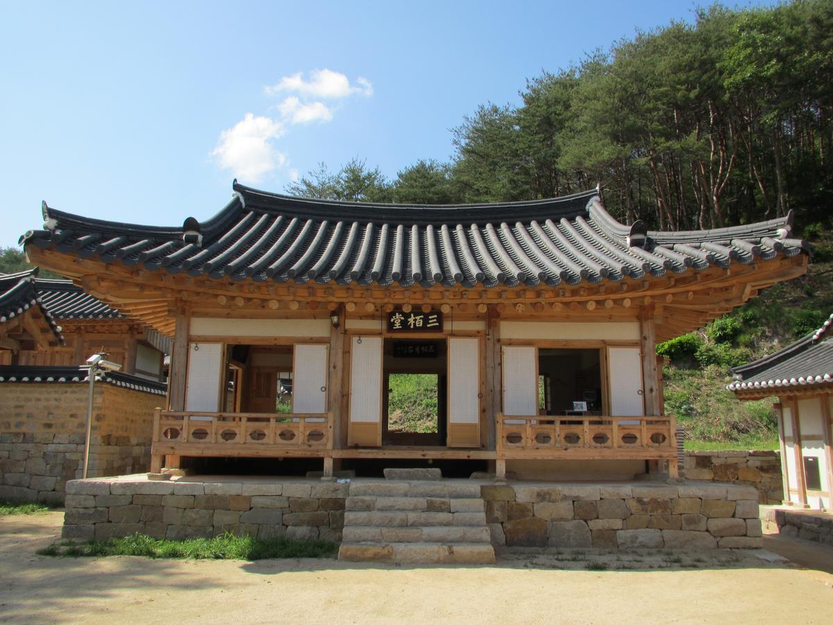 Ongye Jongtaek Hotel Andong Exterior photo