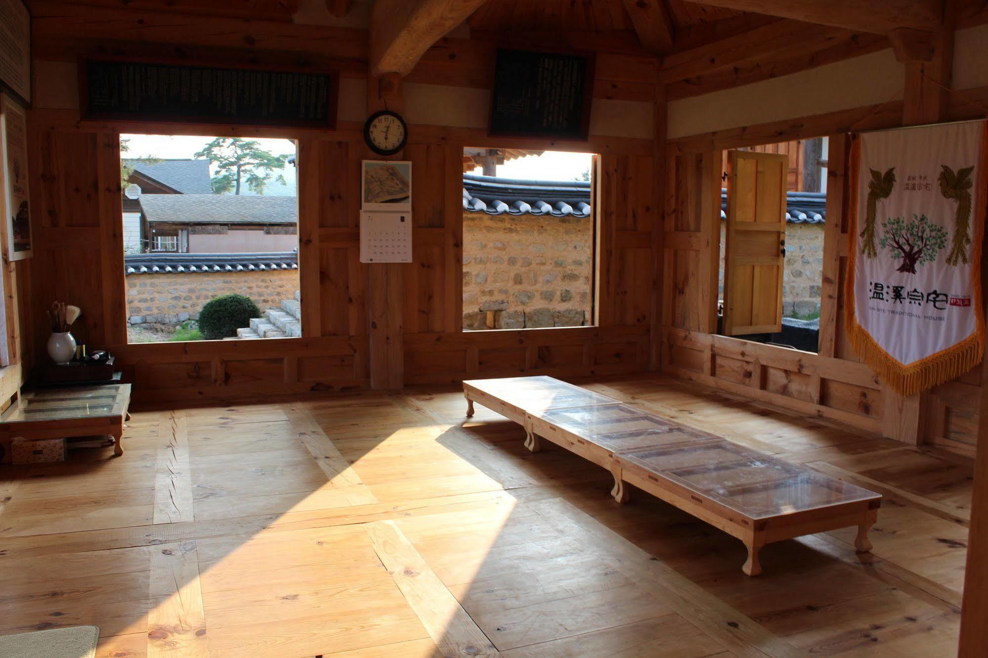 Ongye Jongtaek Hotel Andong Exterior photo