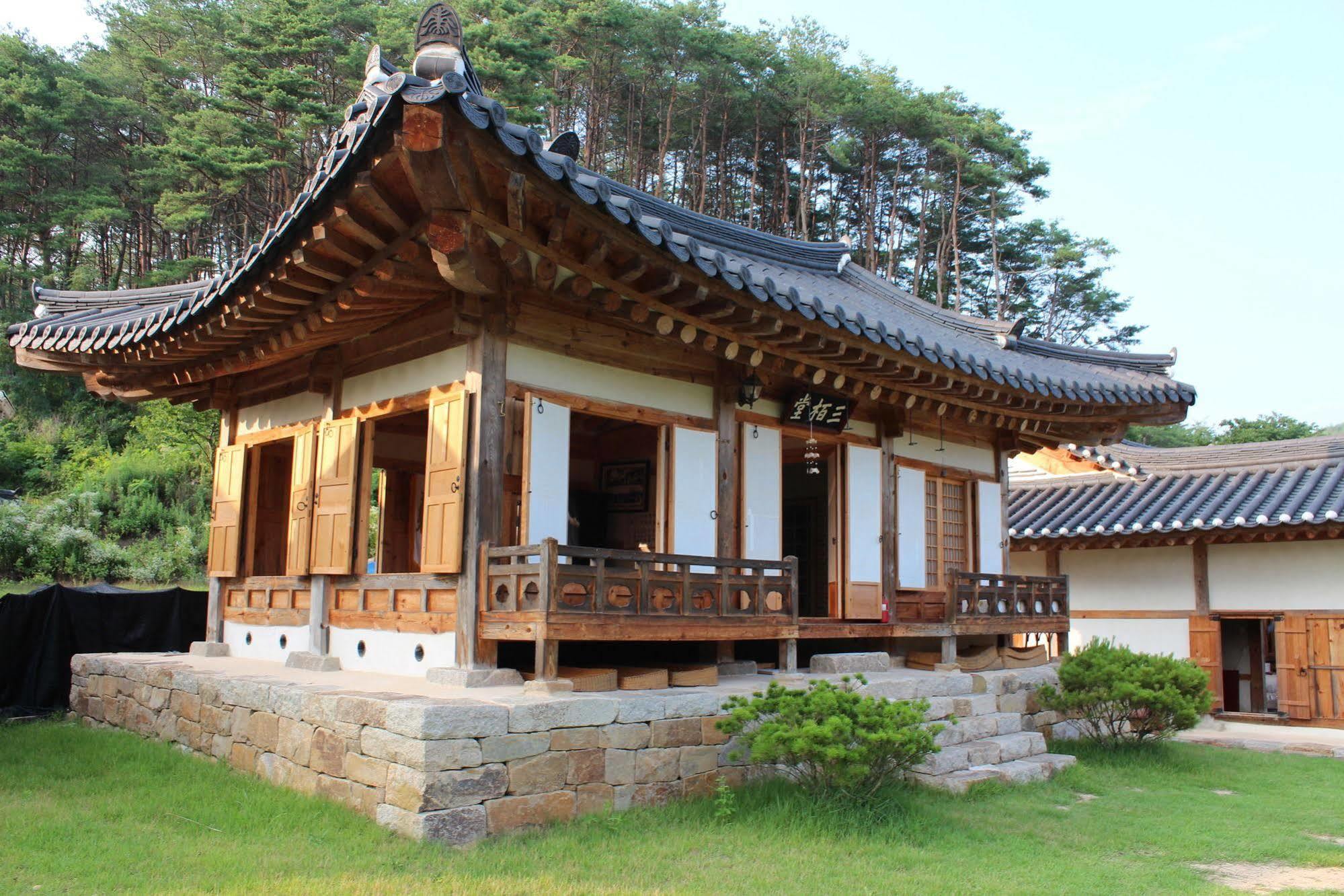 Ongye Jongtaek Hotel Andong Exterior photo